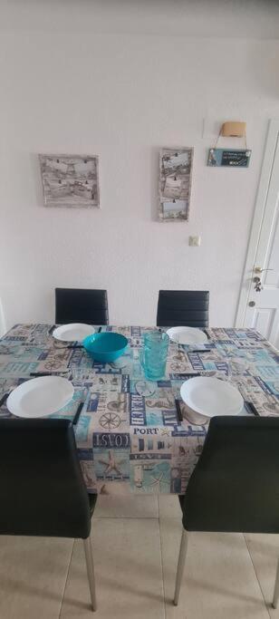 Bungalow Avec Piscine 또레비에하 외부 사진